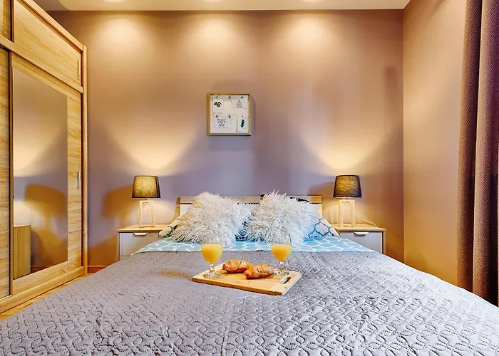 Отель Tylna Iv Лодзь